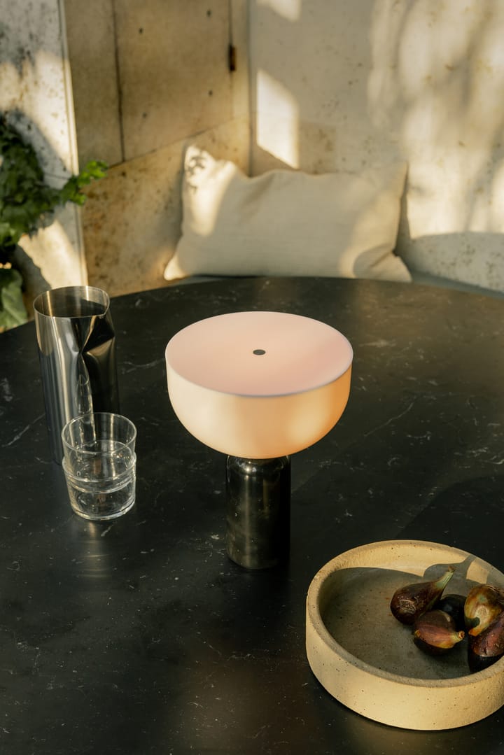 Kizu portable tafellamp, Black marble New Works