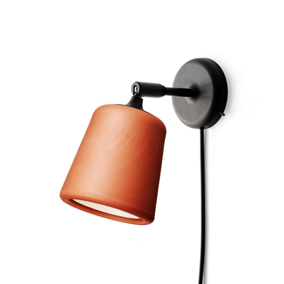 New Works Materiaal wandlamp Terracotta
