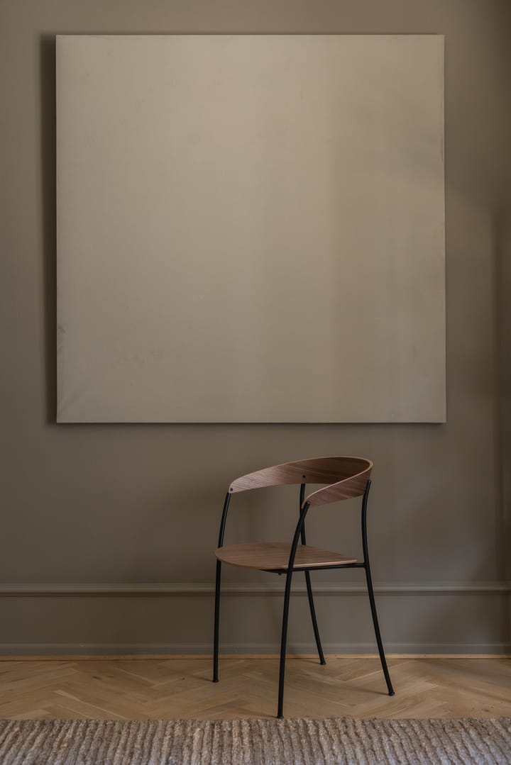 Missing stoel met armleuningen, Walnoot New Works