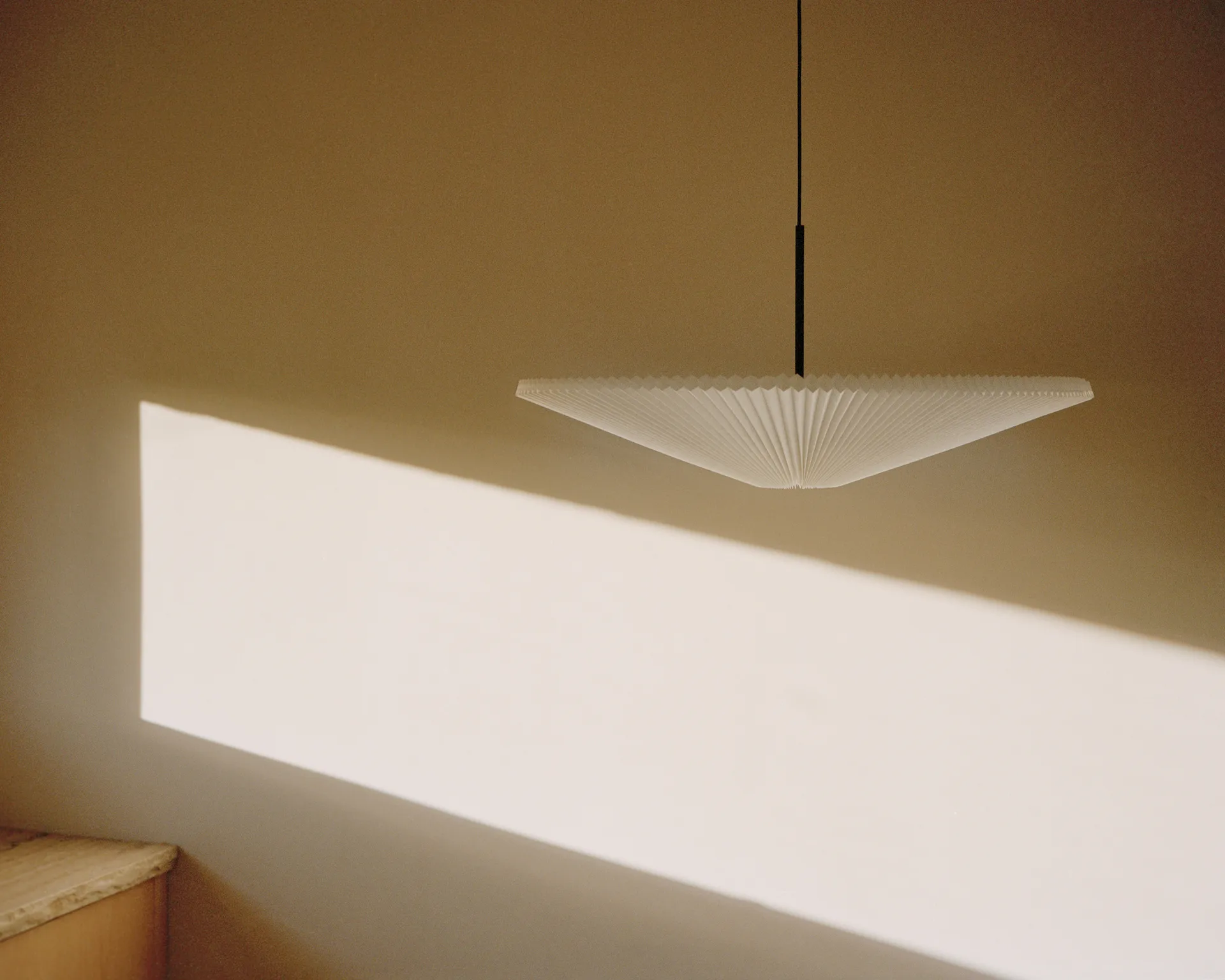 Nebra Small hanglamp Ø40-70 cm, White New Works