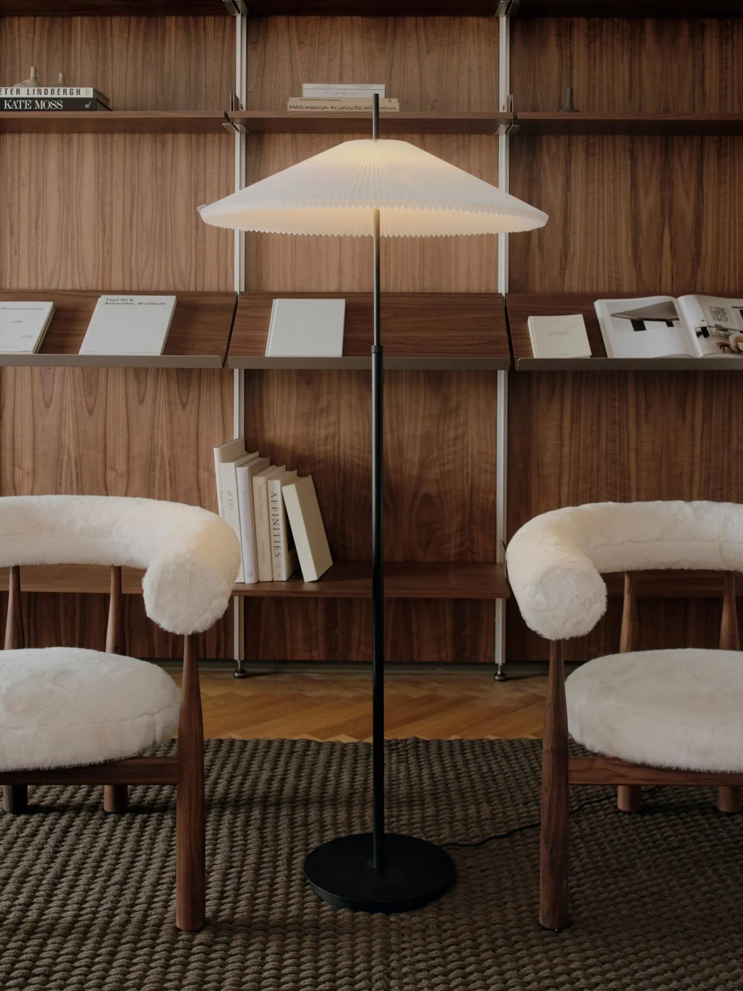 Nebra vloerlamp, White (wit), 150 cm New Works