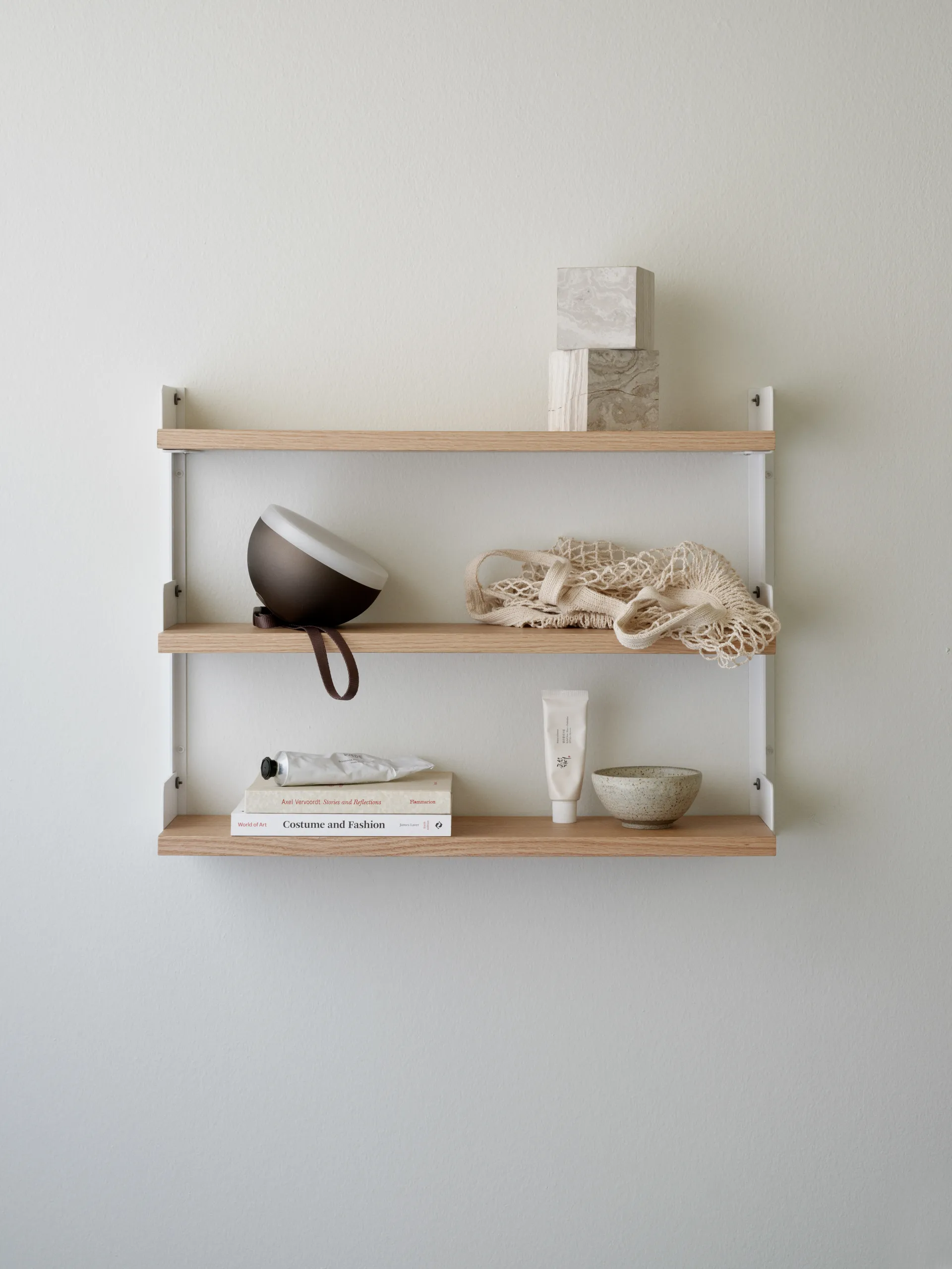 New Works Tea Shelf wandplank 46x62,5 cm, Eikenhout New Works