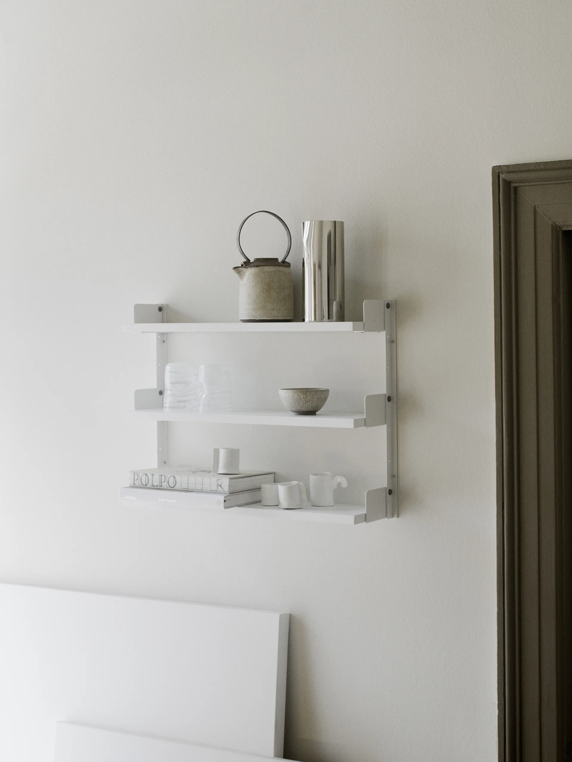 New Works Tea Shelf wandplank 46x62,5 cm, Wit New Works