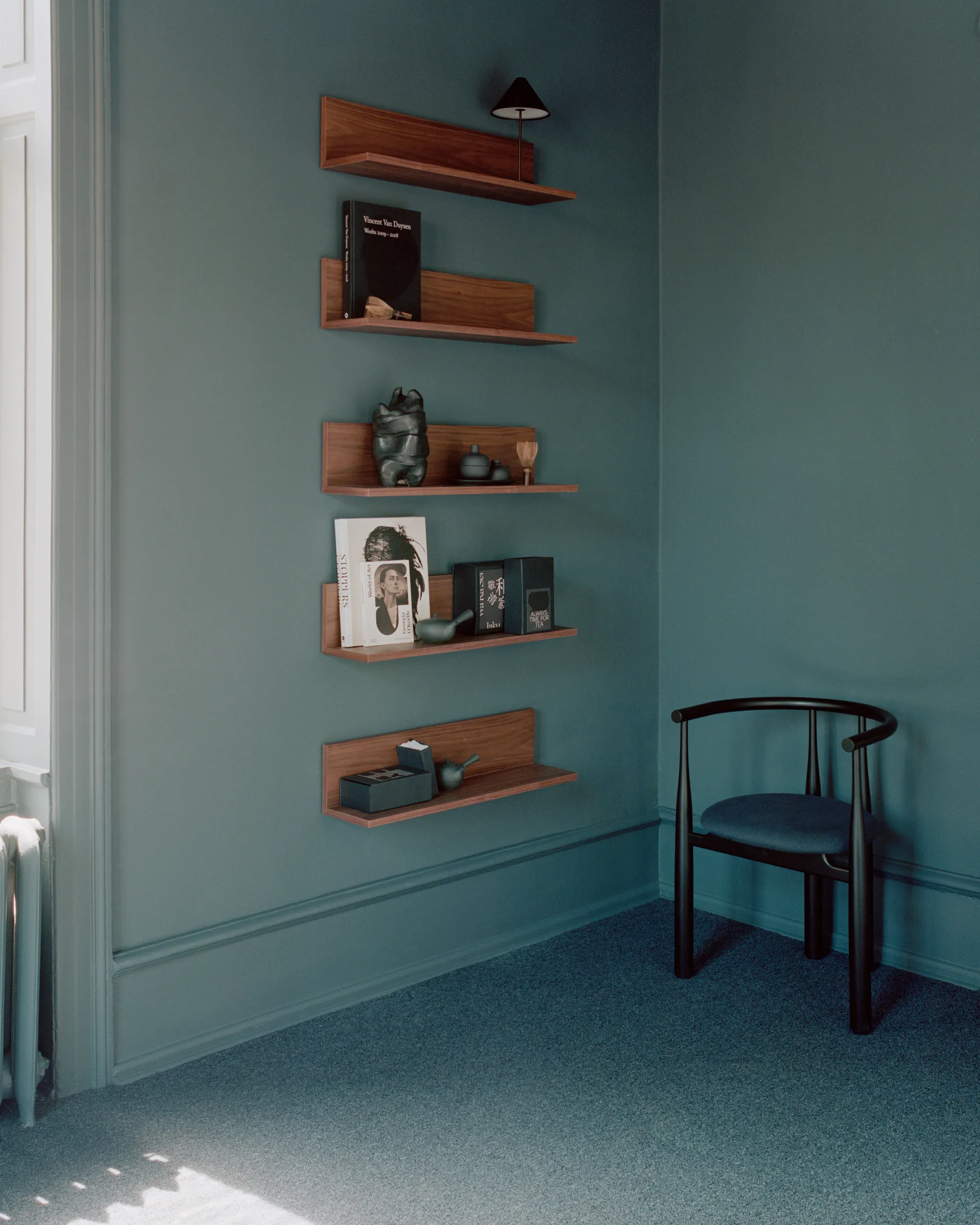 Tana wandplank 75 cm, Valnoot New Works