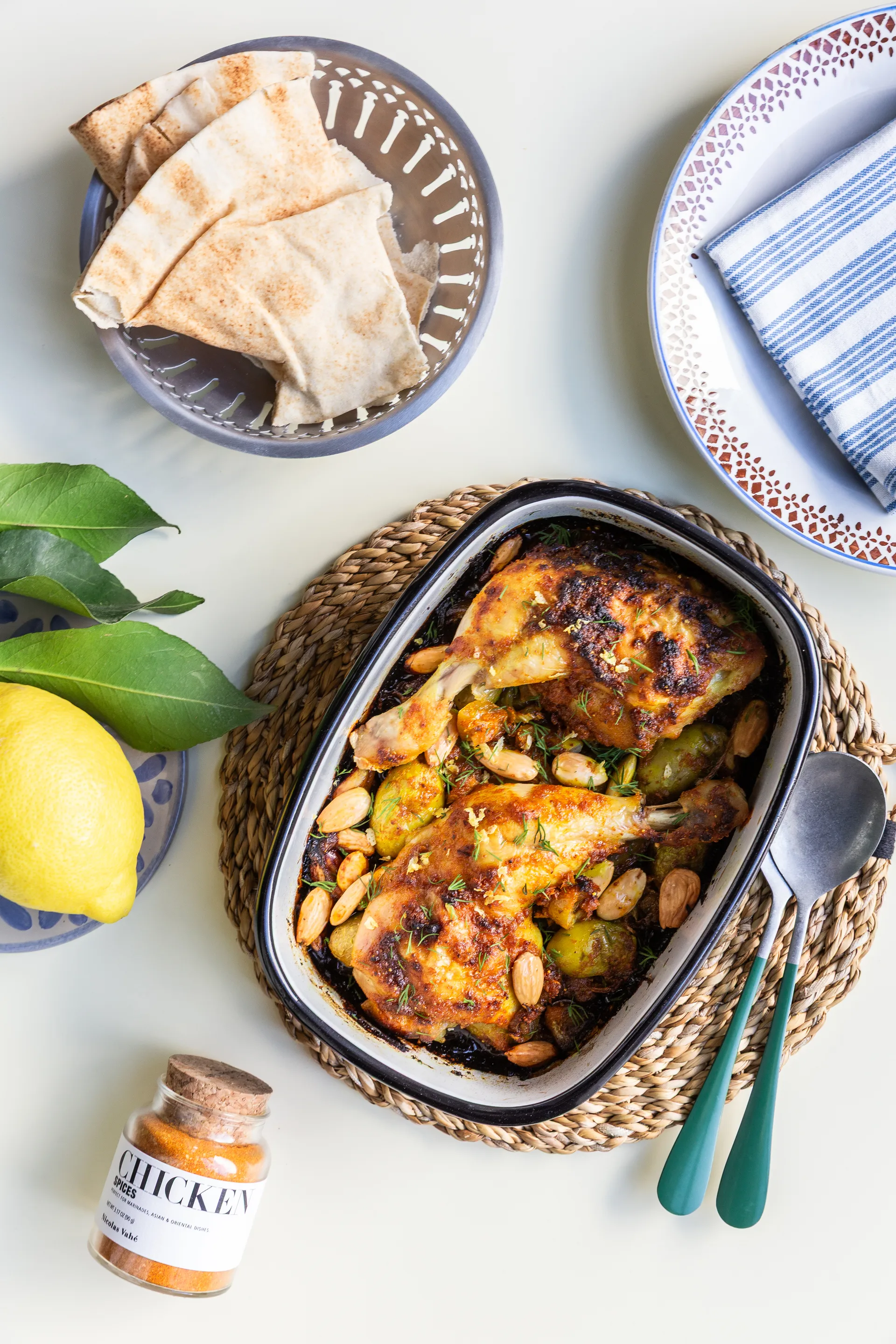 Nicolas Vahé broodmand 2 delig, Antiek zilverkleurige afwerking Nicolas Vahé