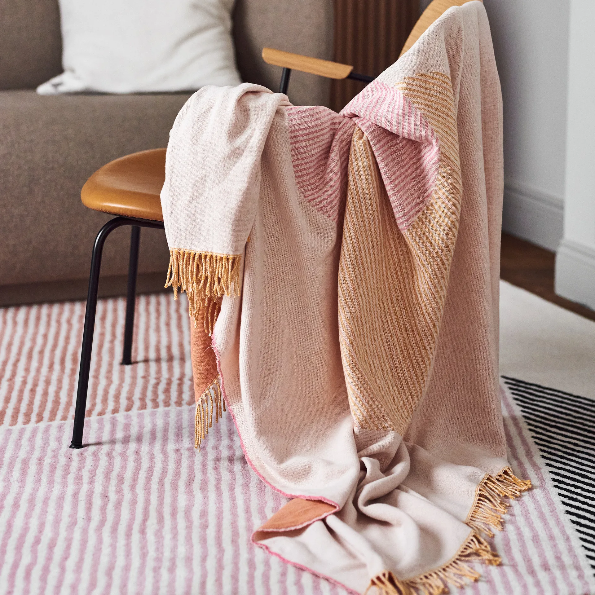 Circles katoenen plaid 130x185 cm, naturel wit NJRD