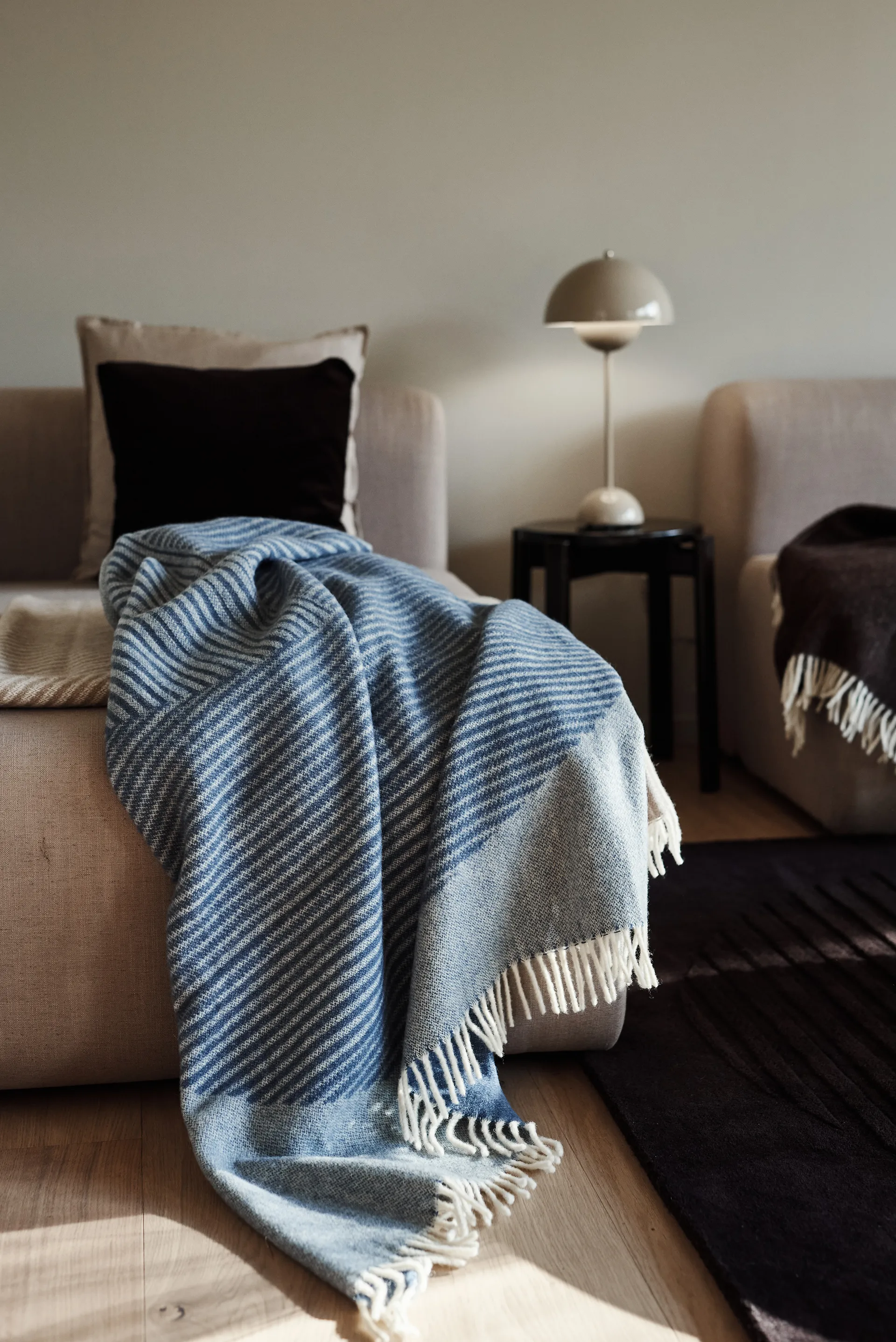 Circles wollen plaid 130x185 cm, Blauw NJRD