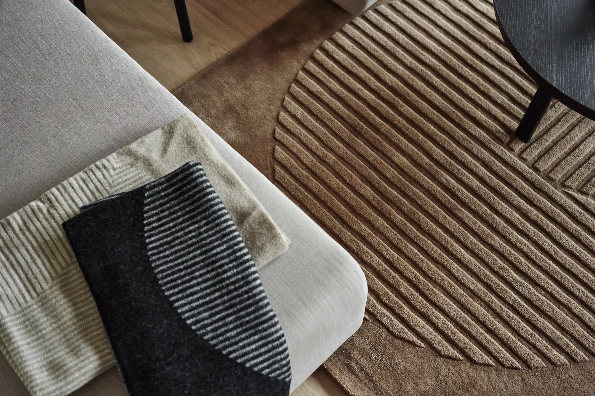 Levels Circles wollen vloerkleed, Beige, 170x240 cm NJRD