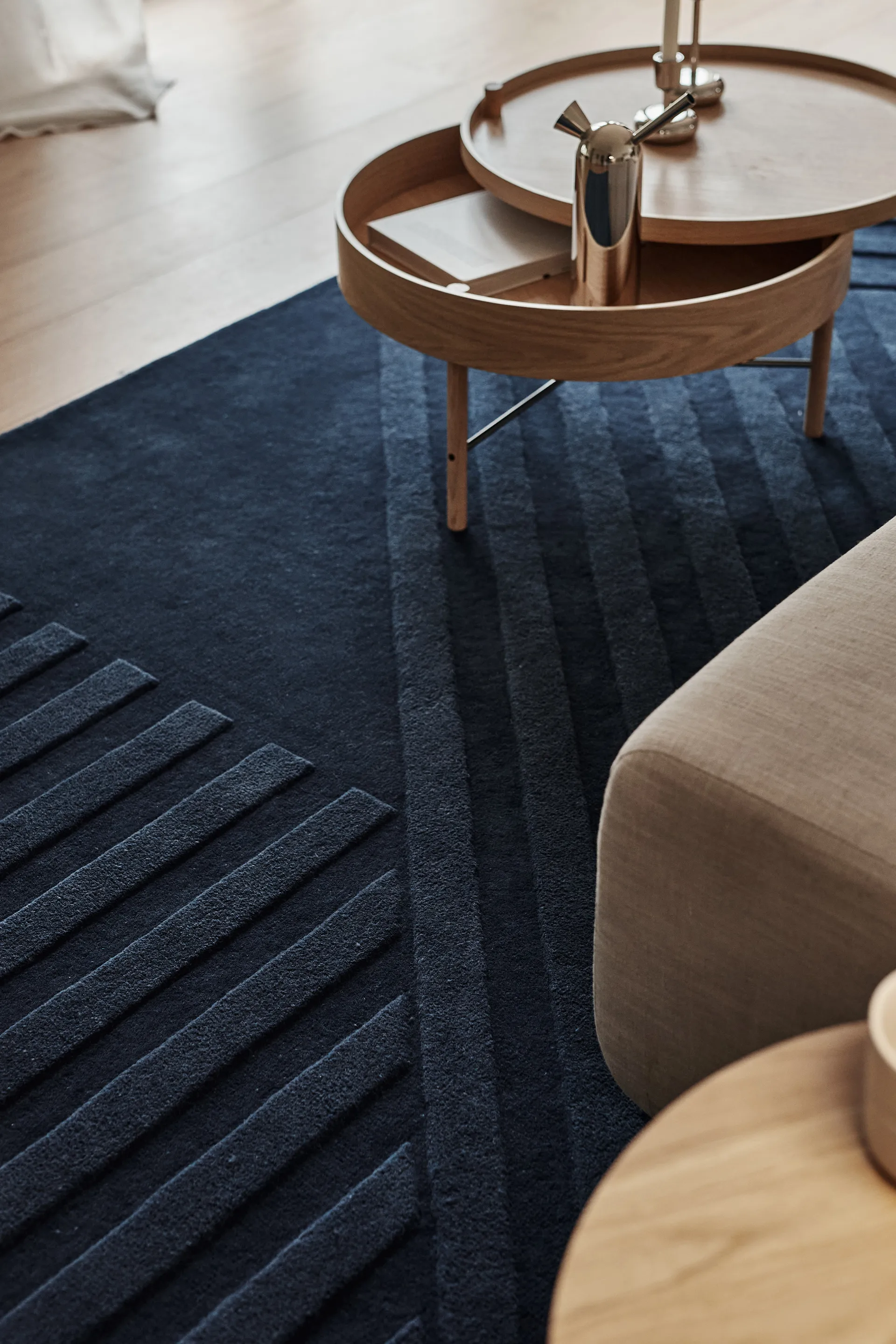 Levels Stripes wollen vloerkleed, Blauw, 170x240 cm NJRD