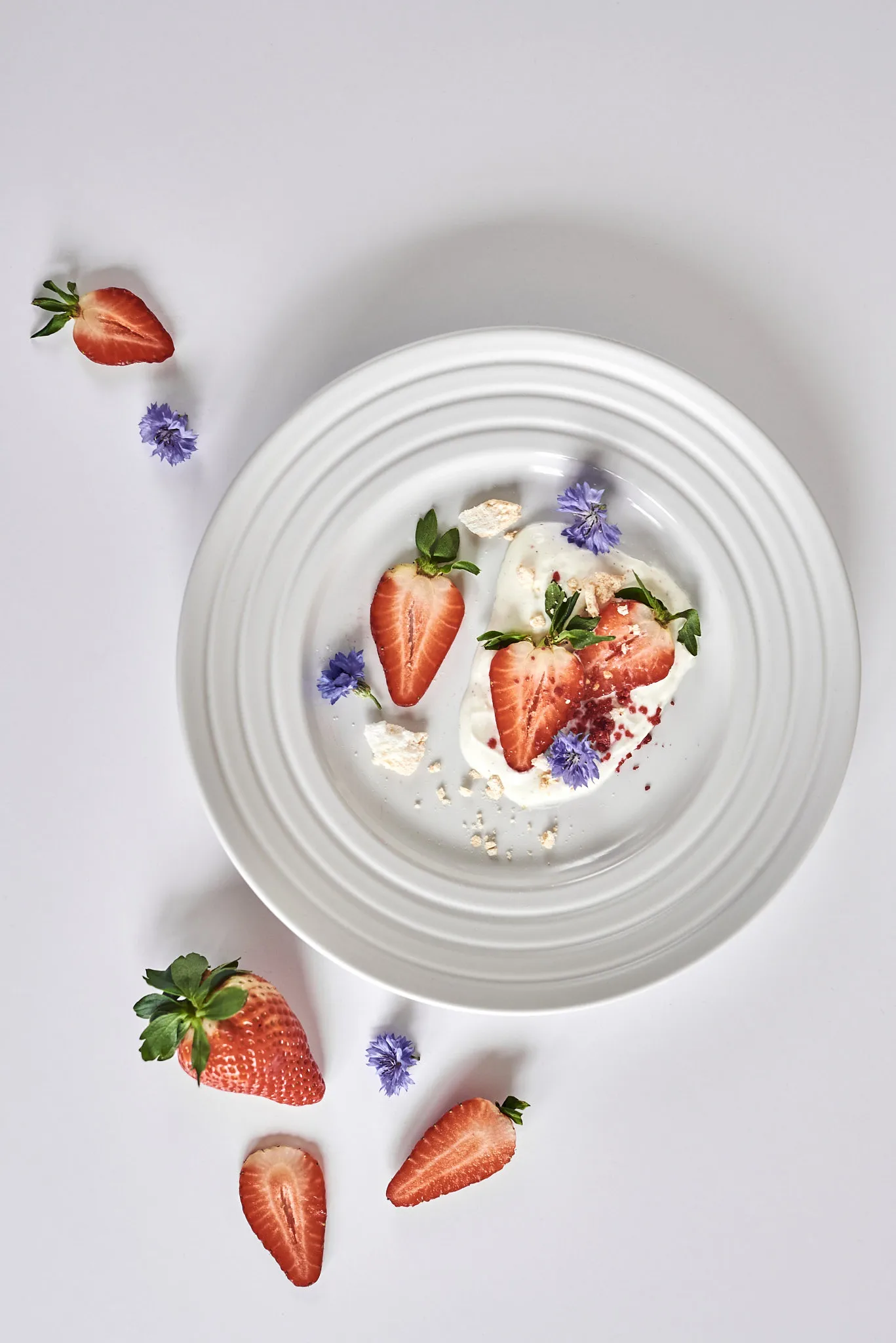 Lines bord Ø 27 cm, wit NJRD