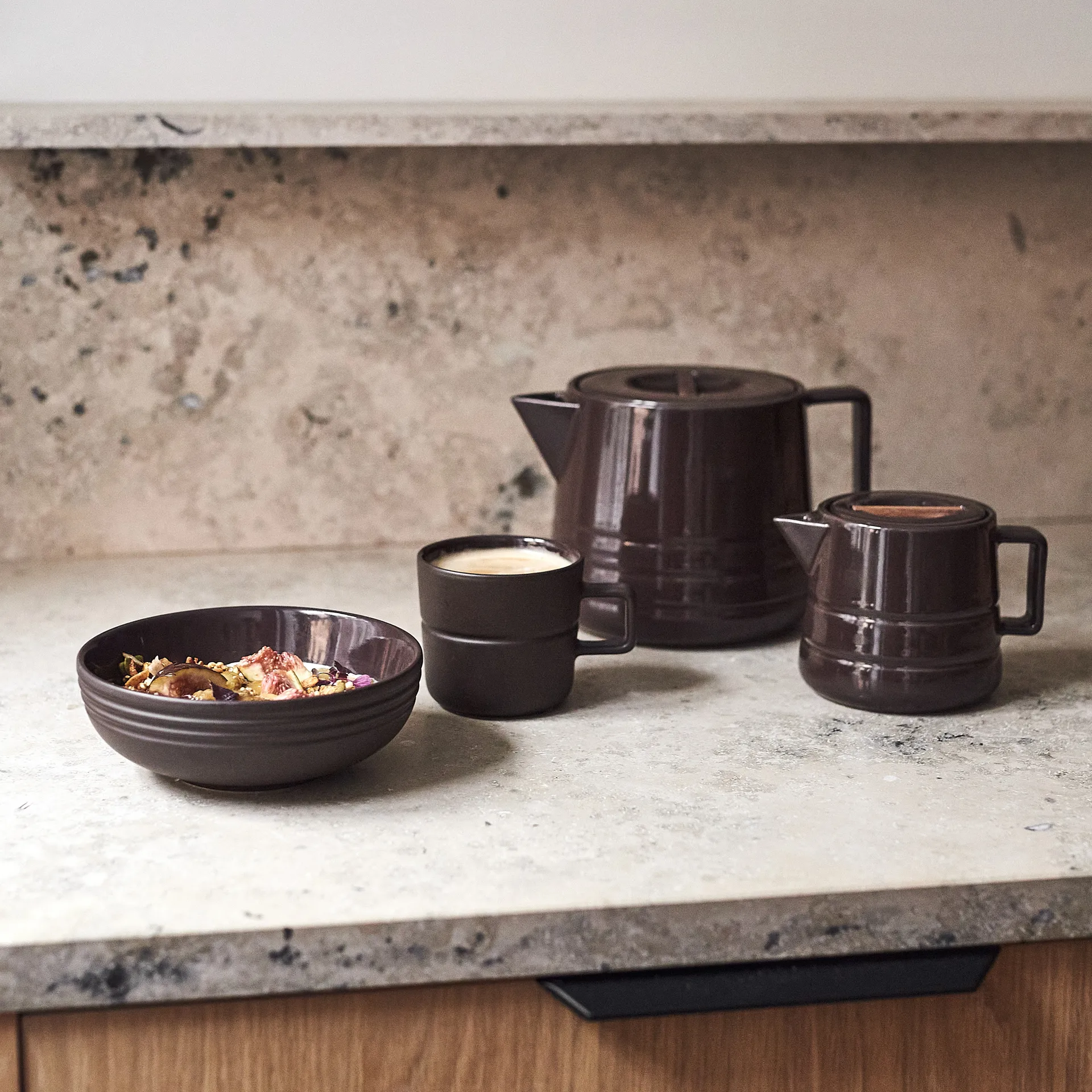 Lines kom Ø16 cm, bruin NJRD