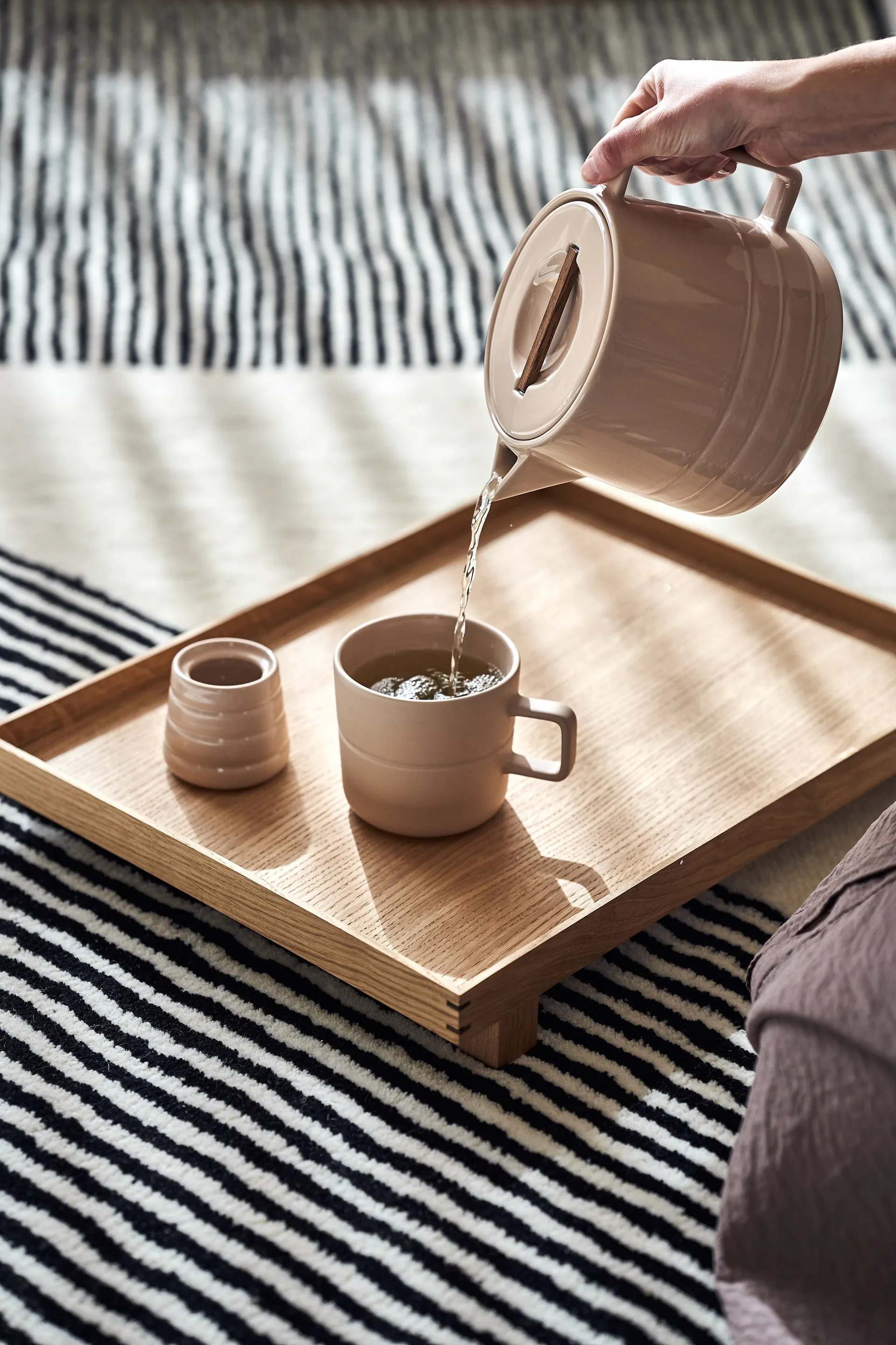 Lines theepot 1,5 liter, beige NJRD