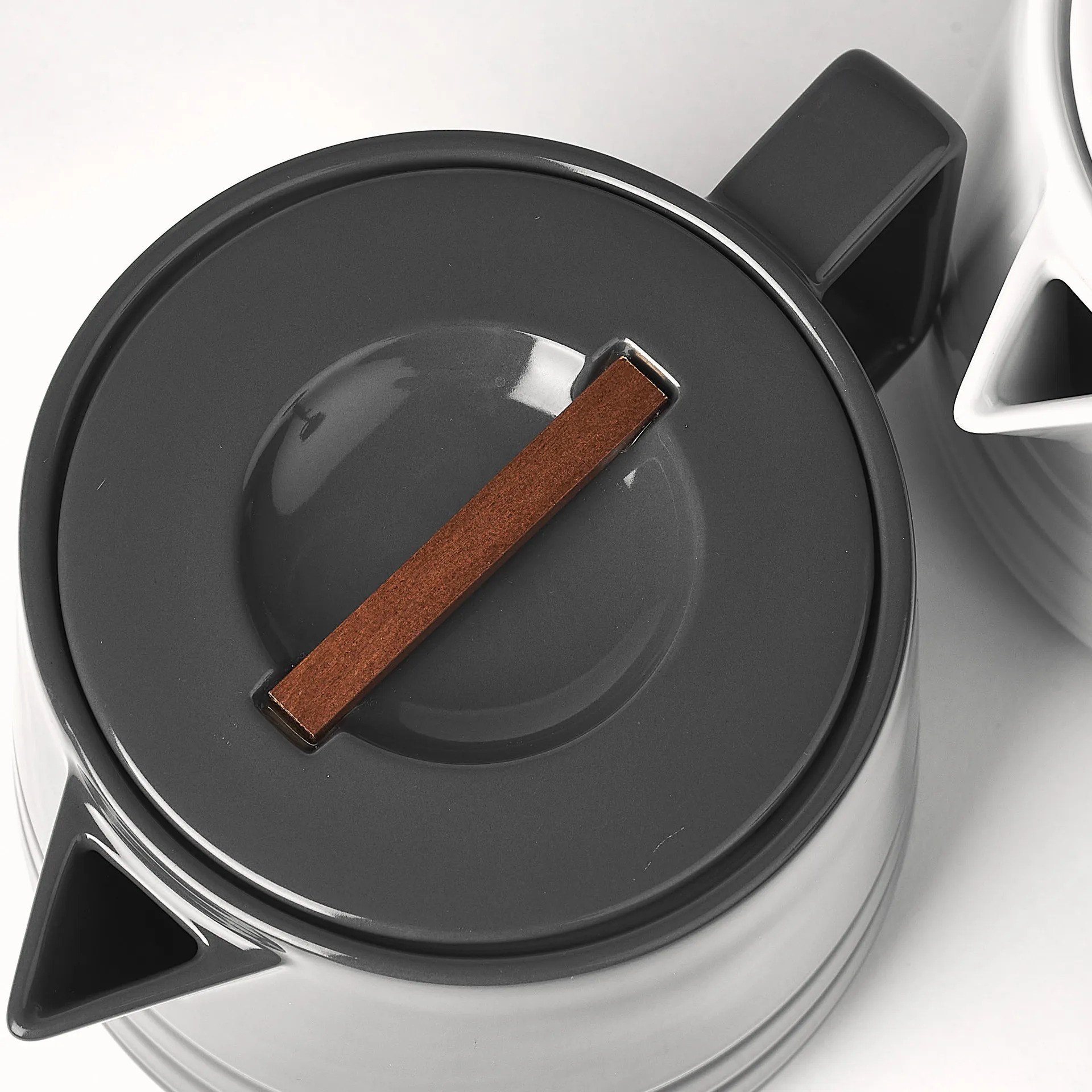 Lines theepot 1,5 liter, donkergrijs NJRD