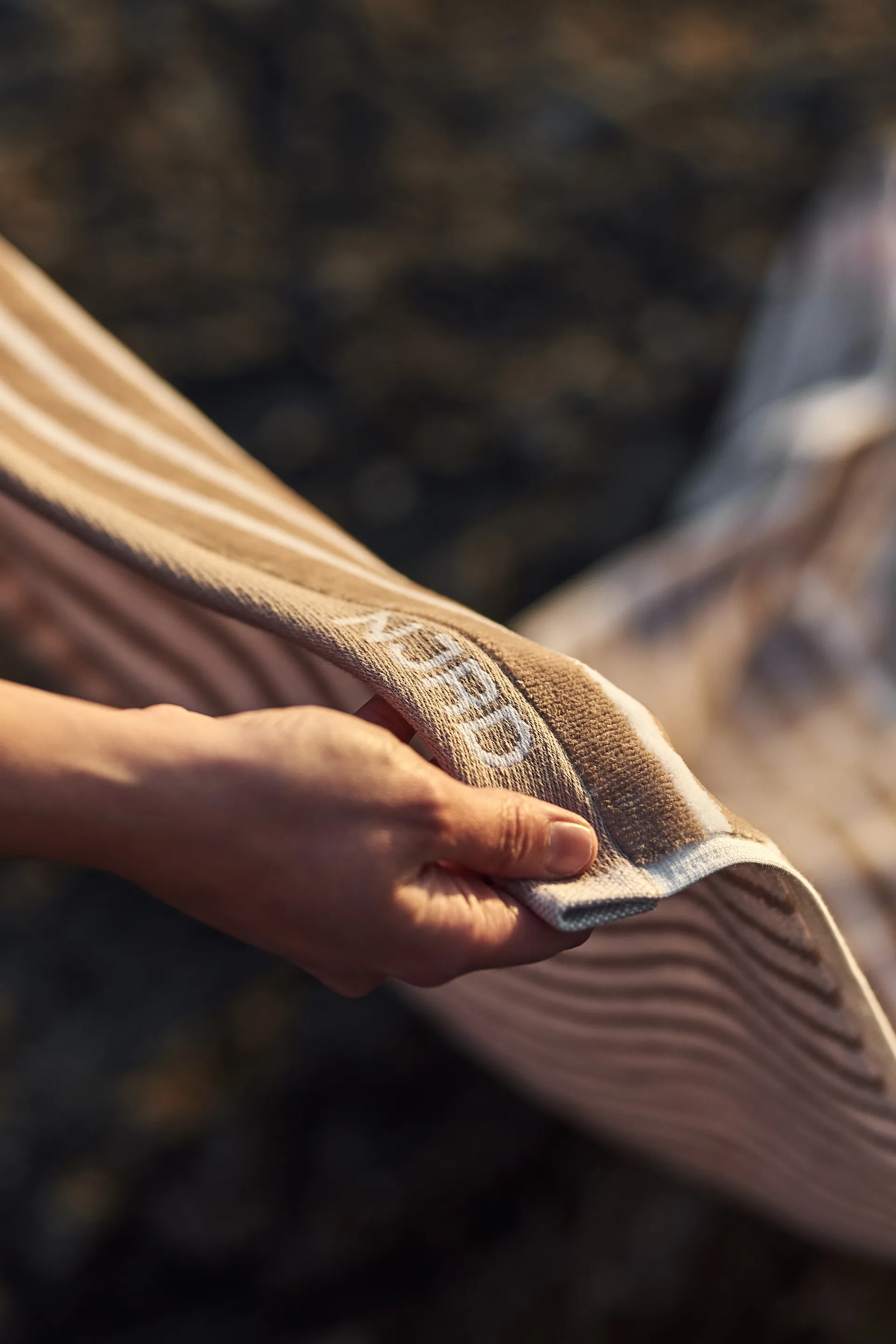 Stripes badhanddoek 70 x 140 cm, Beige NJRD