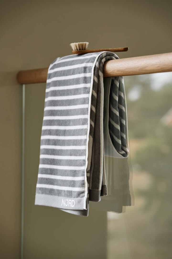 Stripes badhanddoek 70 x 140 cm, Grijs NJRD