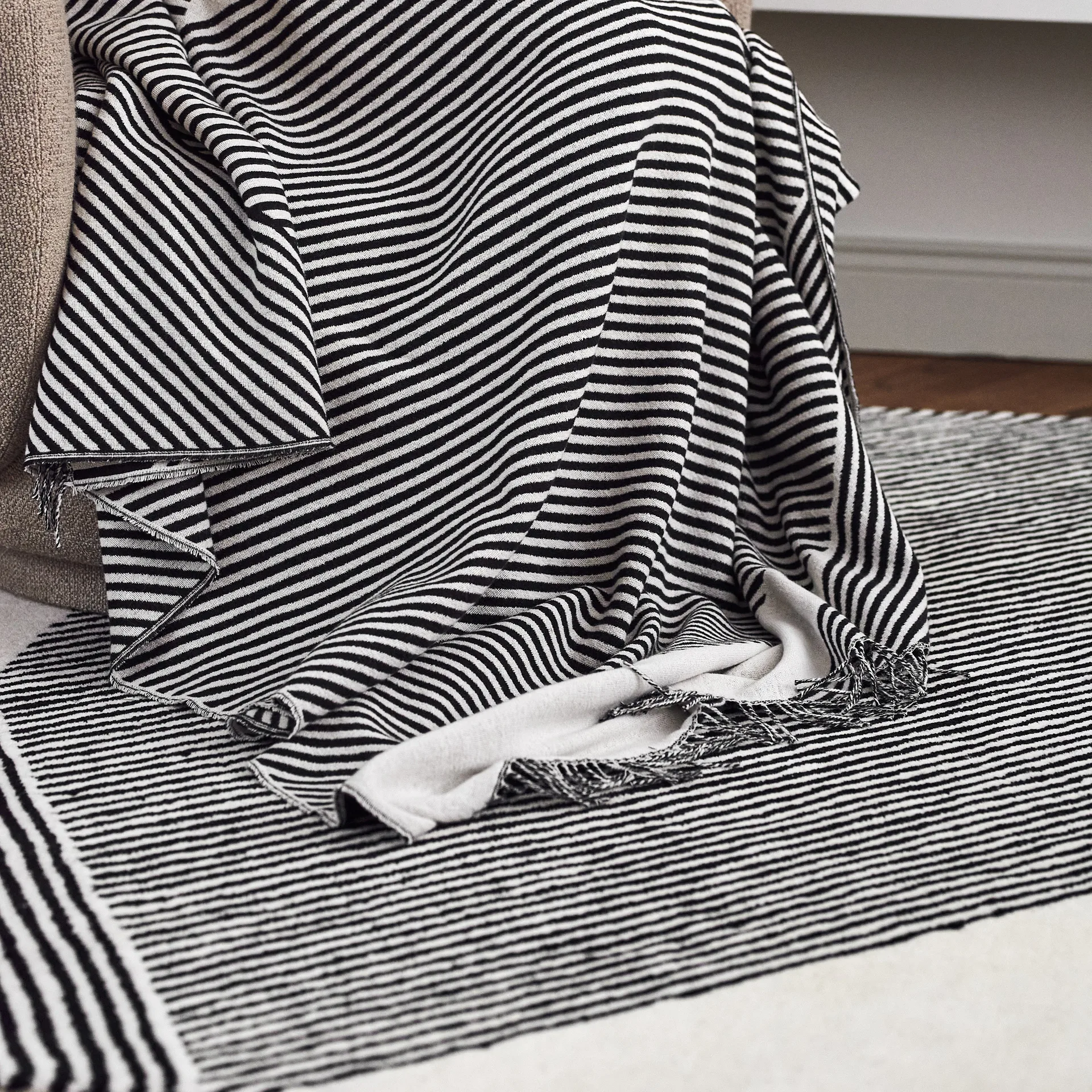 Stripes katoenen plaid, zwart NJRD
