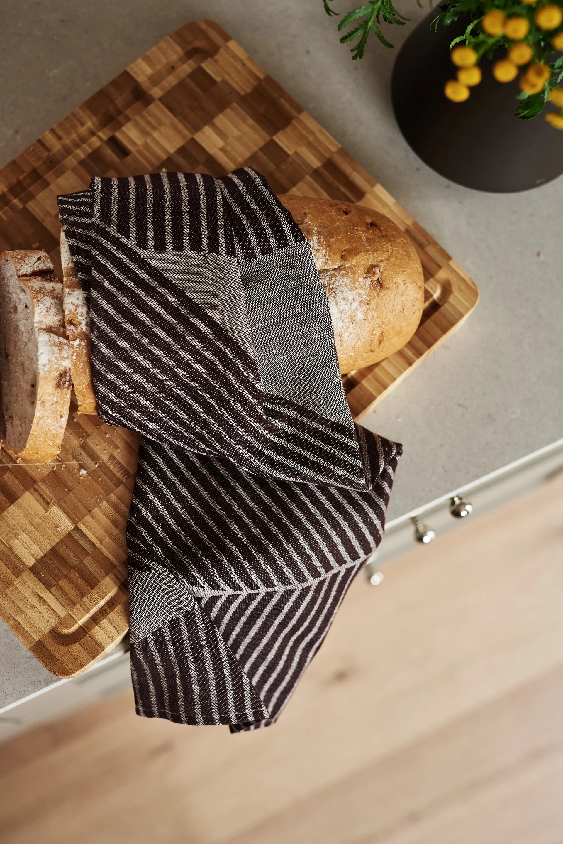 Stripes keukenhanddoek 47x70 cm 2-pack, Bruin-wit NJRD