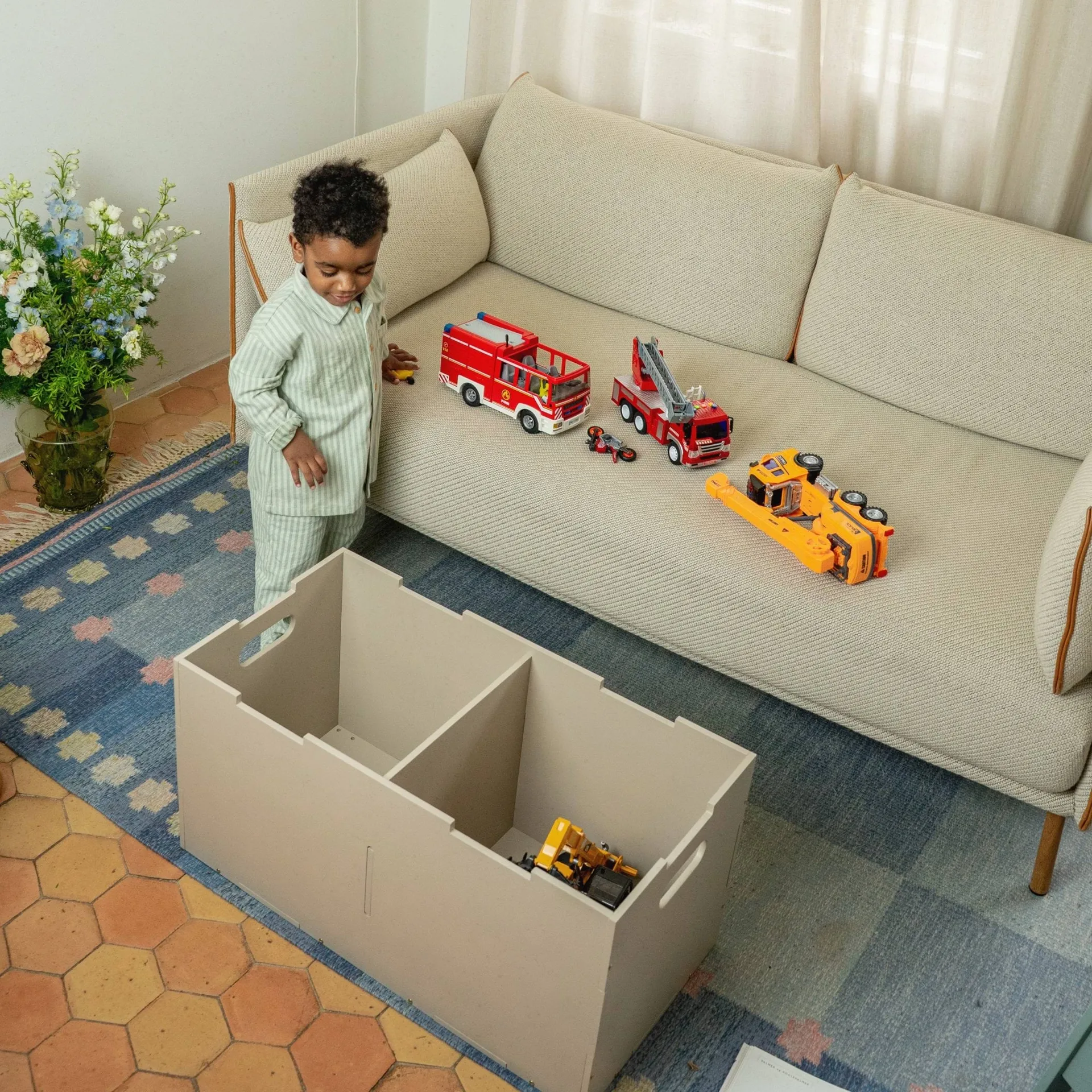Cube Long opbergkist, Beige Nofred