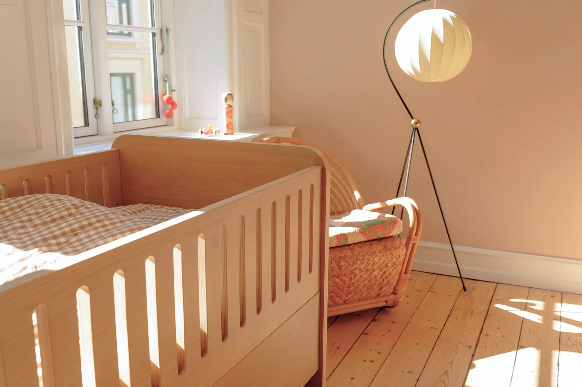 Form baby- en juniorbed 166x77,5x87 cm, Eiken Nofred