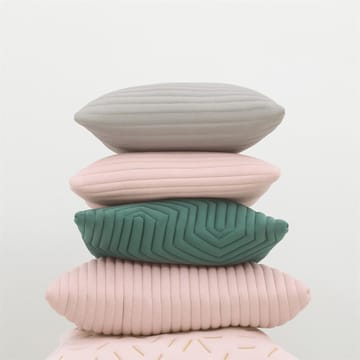 Linear memory kussen 45x45 cm - groen - Nomess Copenhagen