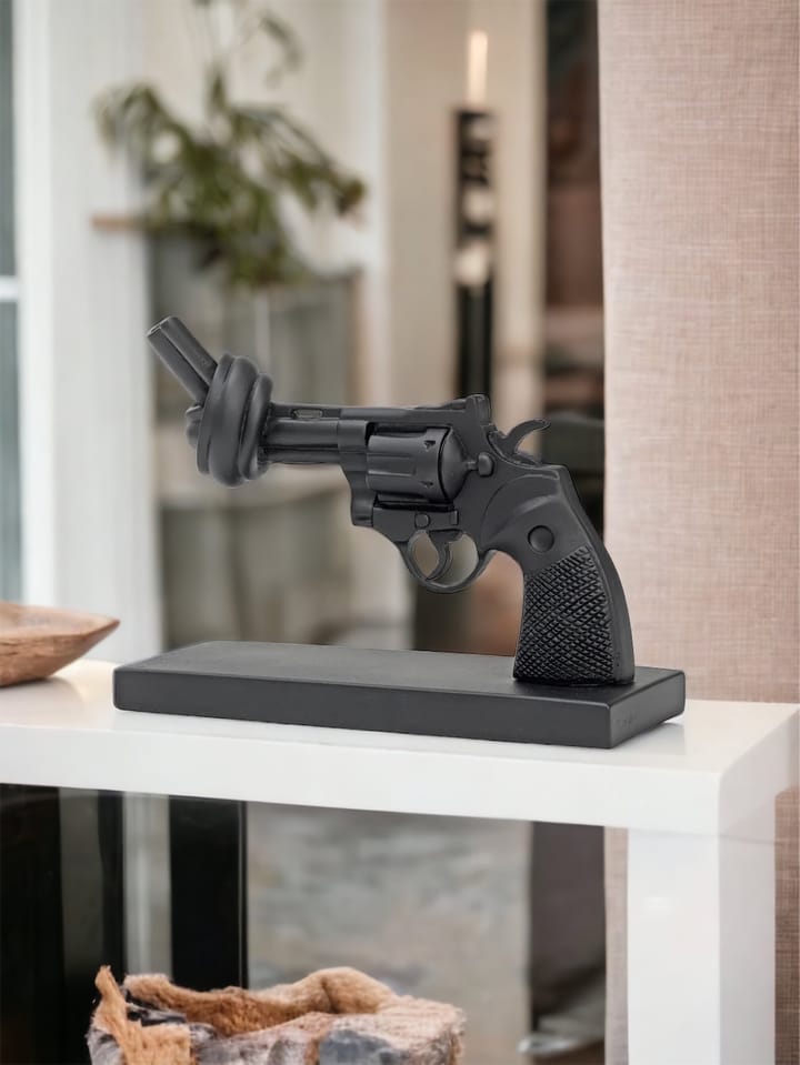 Soft black 19 cm, Zwart Non Violence