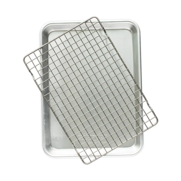 Naturals quarter sheet bakplaat met rooster - Zilverkleurig - Nordic Ware