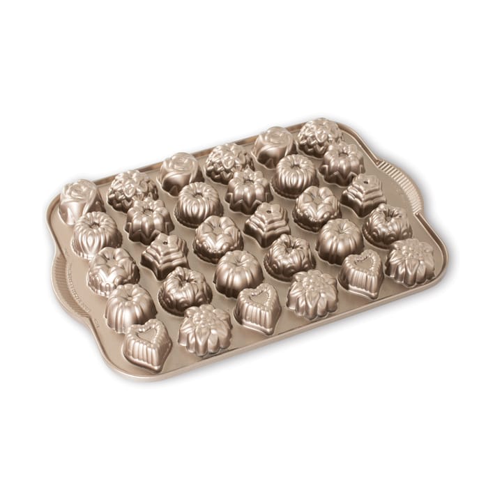 Nordicware cake shop pan