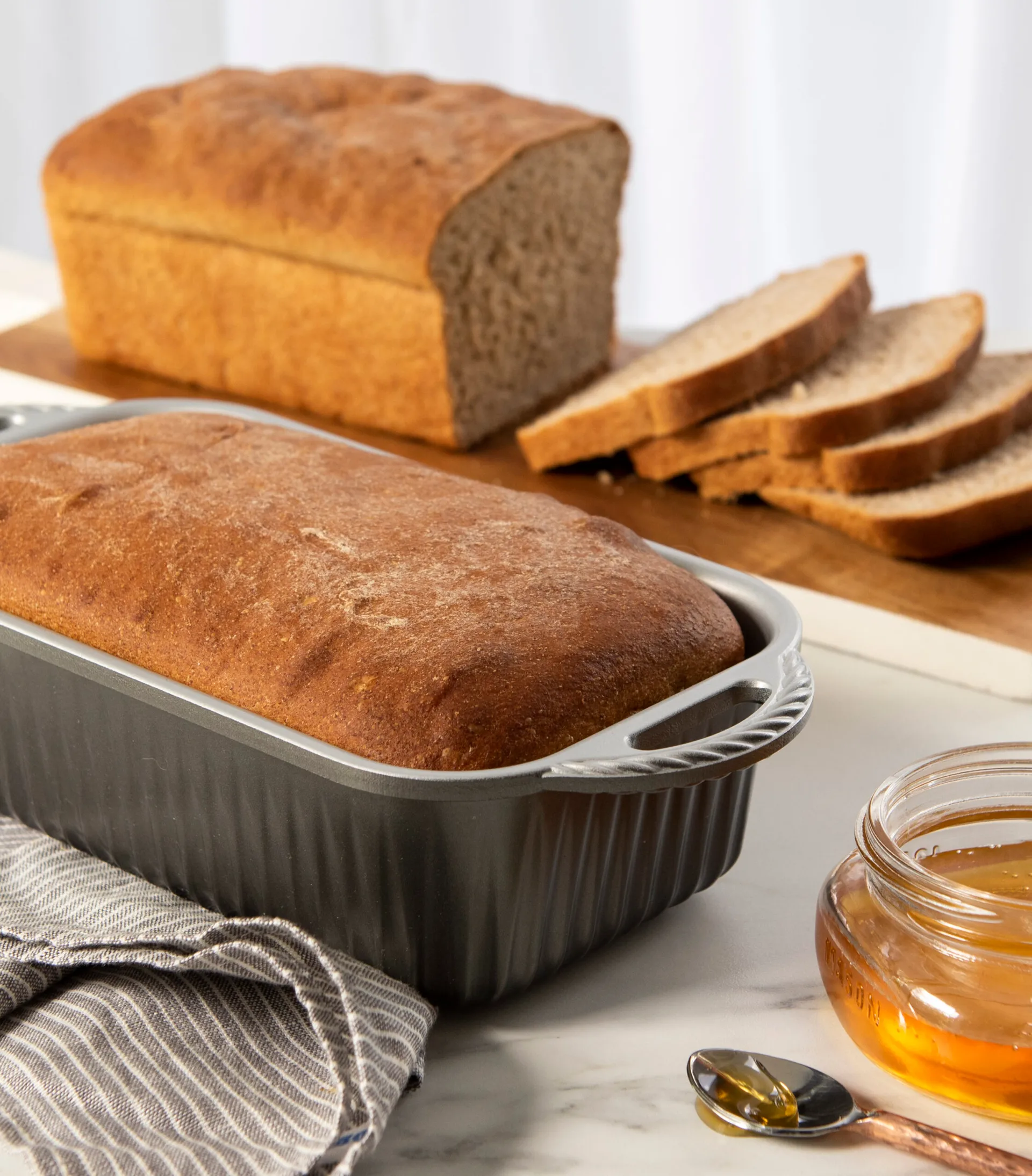 Nordic Ware Classic broodvorm 1,4 L, Zwart Nordic Ware