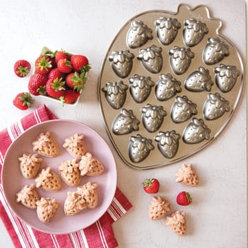 Nordic Ware strawberry bites bakvorm - 0,4 l - Nordic Ware