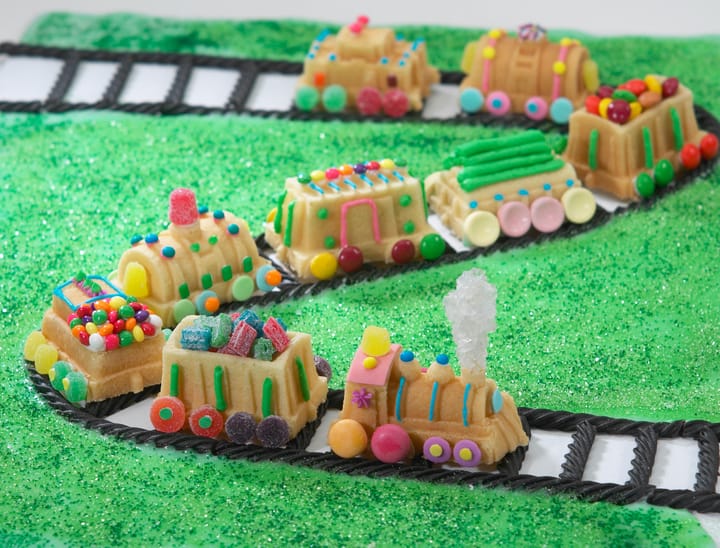 Nordic Ware train cake bakvorm, 1,2 l Nordic Ware