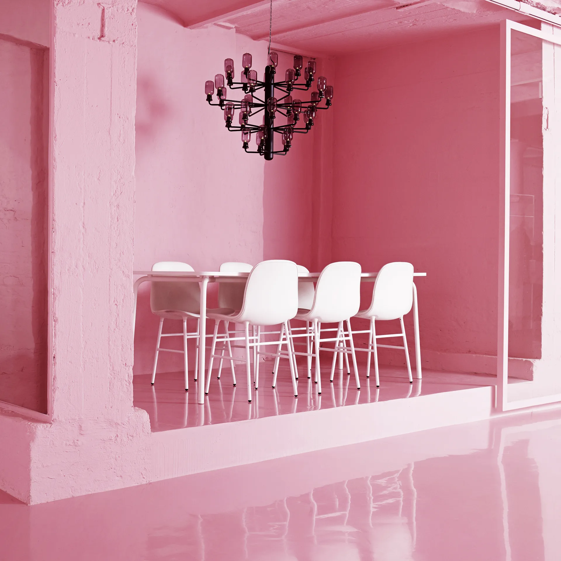 Amp Kroonluchter, white, large Normann Copenhagen