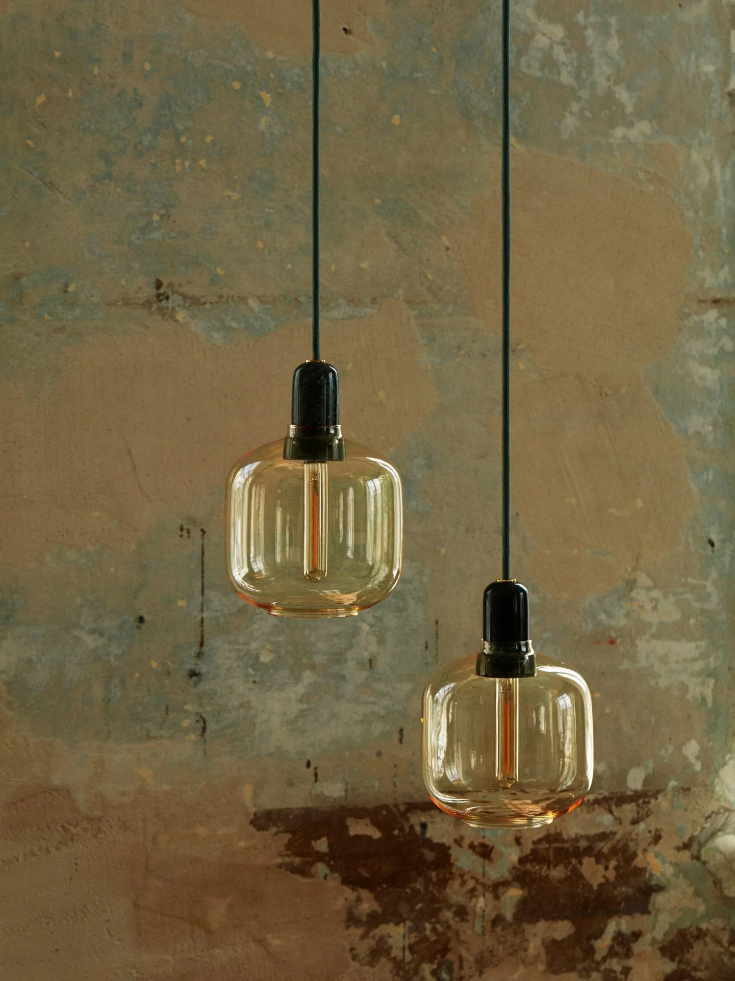 Amp lamp klein, goud-groen Normann Copenhagen