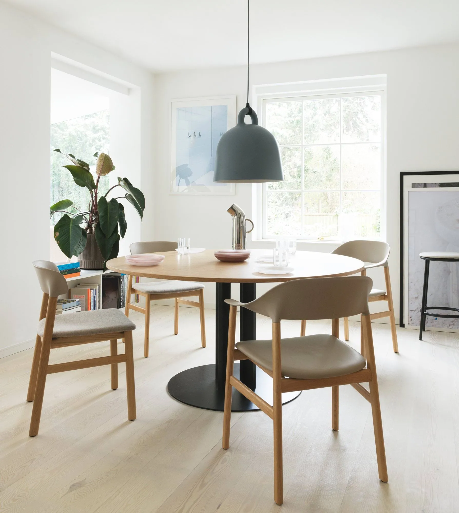 Bell lamp grijs, Medium Normann Copenhagen