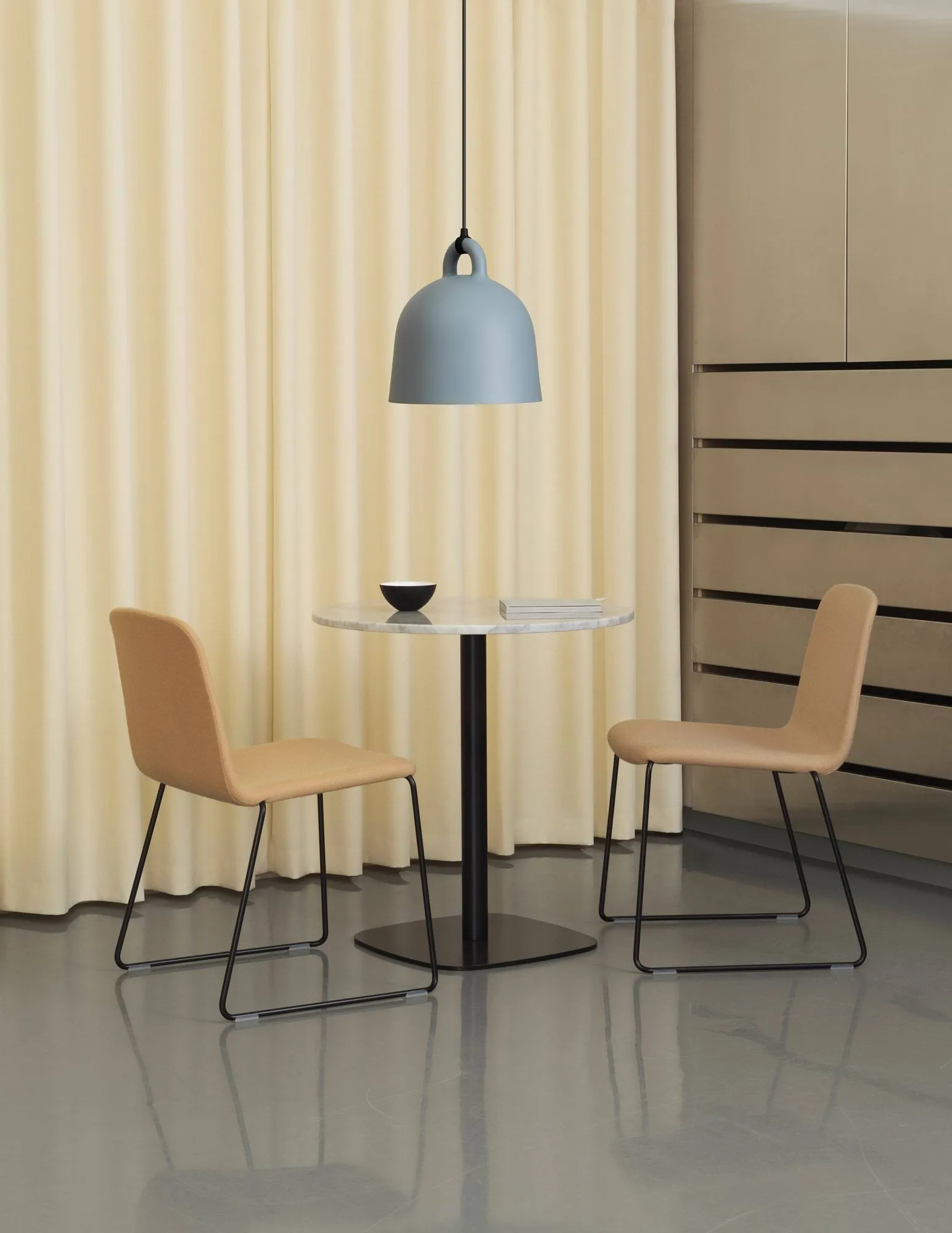Bell lamp grijs, Medium Normann Copenhagen