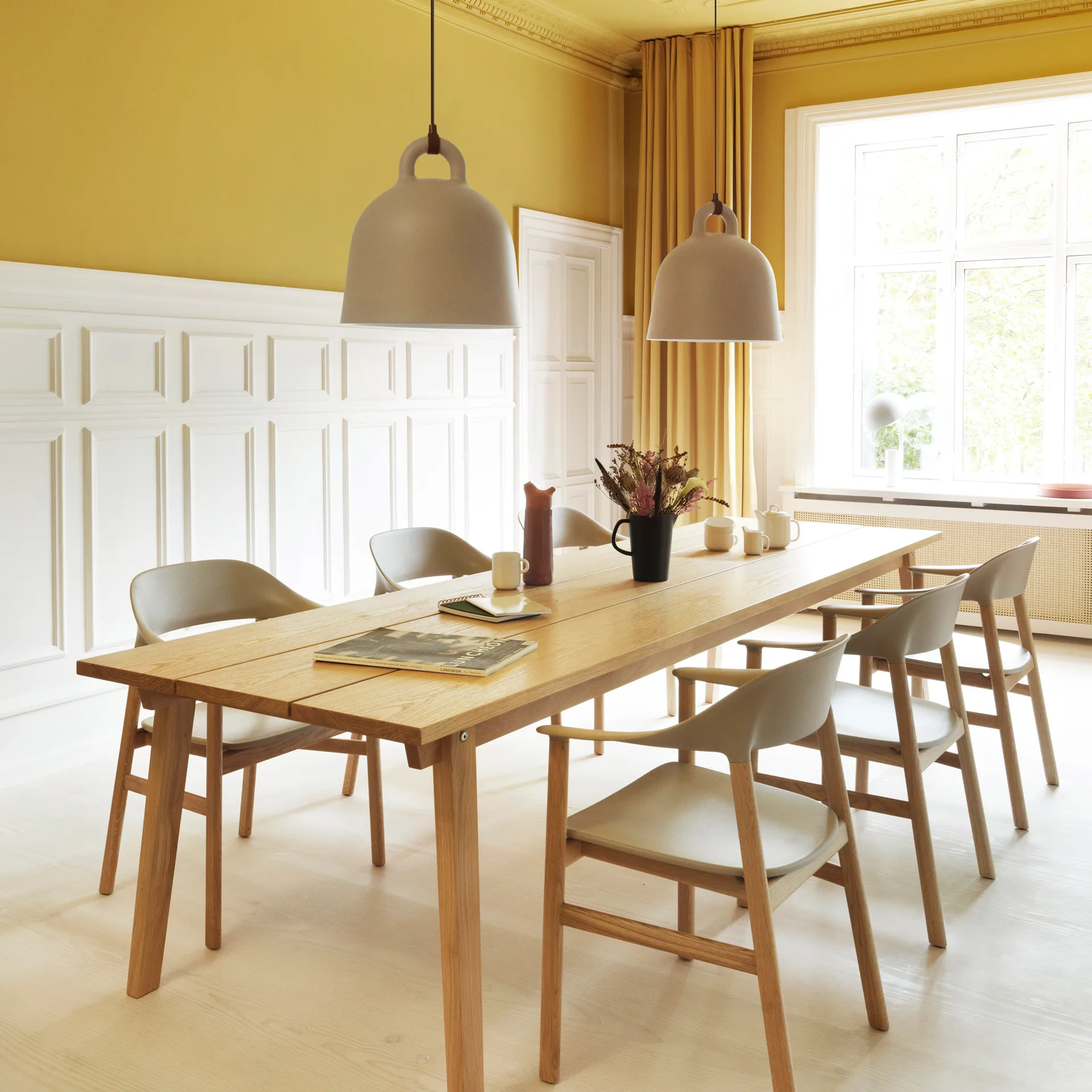 Bell lamp zand, Medium Normann Copenhagen