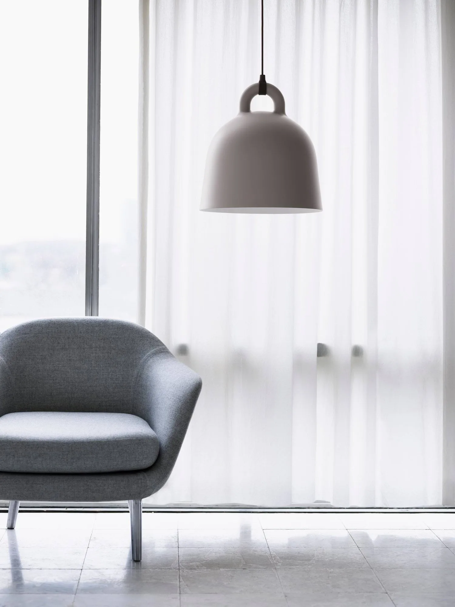 Bell lamp zand, Medium Normann Copenhagen