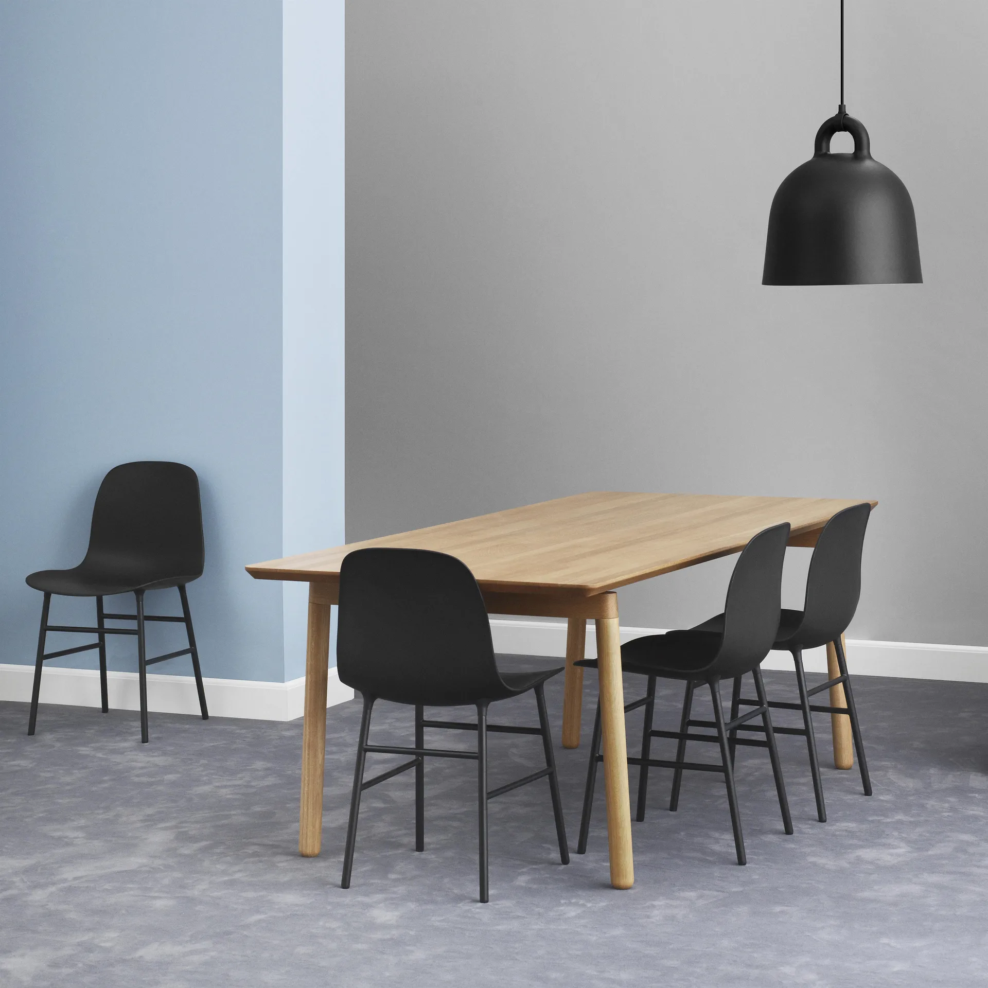 Bell lamp zwart, middel Normann Copenhagen