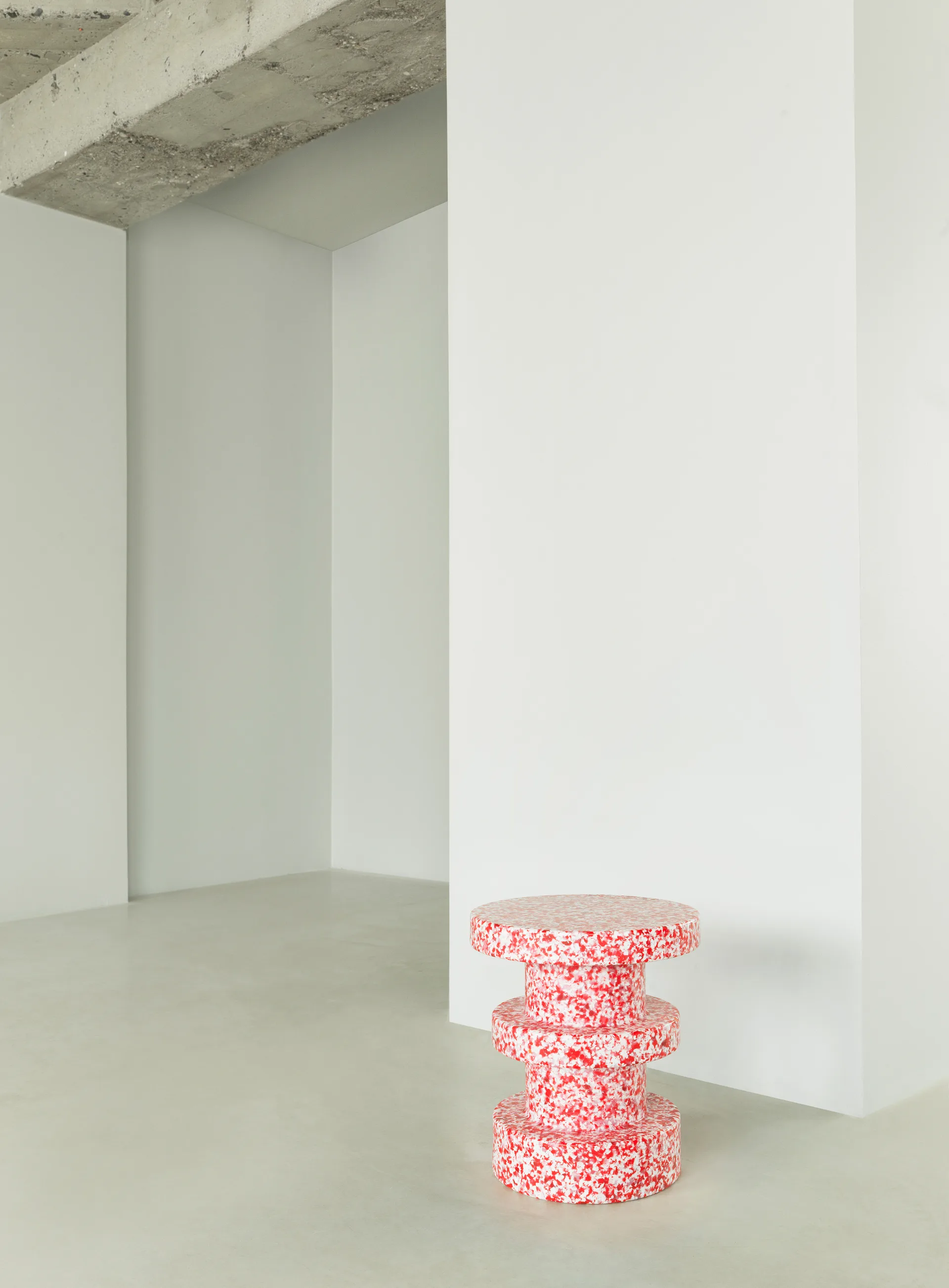 Bit Stack ronde kruk, Rood, Ø36x42 cm Normann Copenhagen