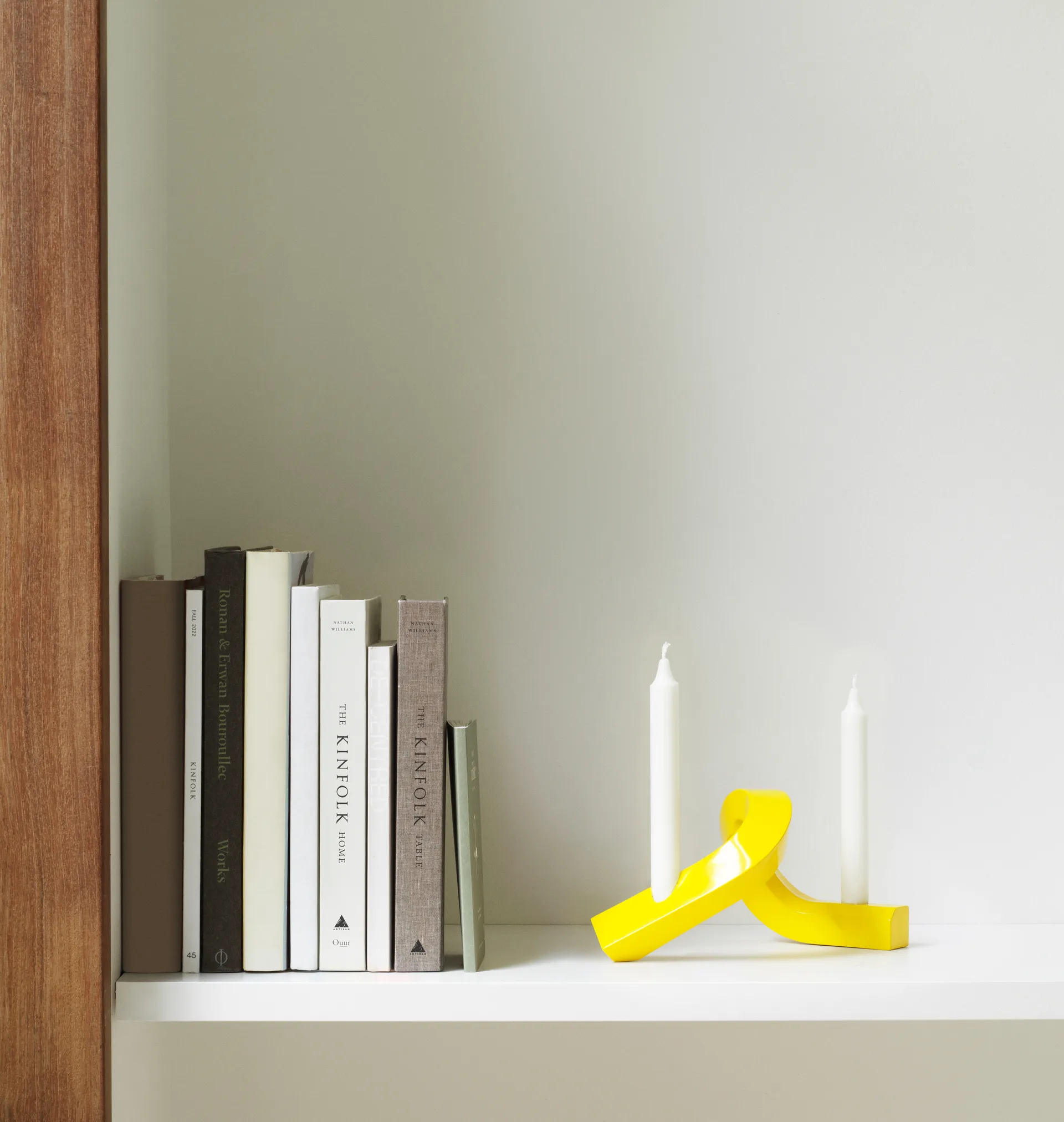 Crooked kandelaar 2, Yellow Normann Copenhagen