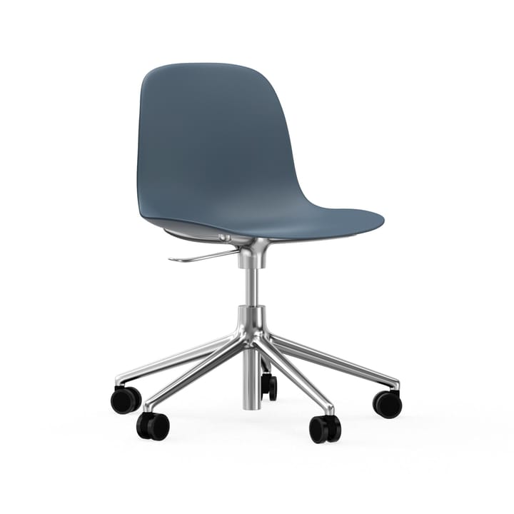 Form chair draaistoel, 5 W bureaustoel - blauw, aluminium wielen - Normann Copenhagen