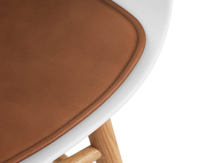 Form kussen ultra leer, Brandy 41574 Normann Copenhagen