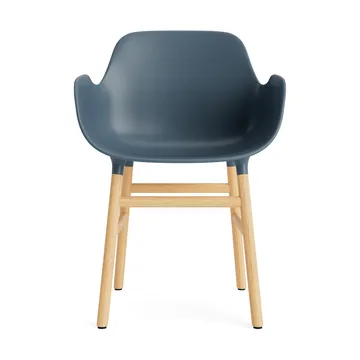 Form stoel met armleuningen - blue, eikenhouten poten - Normann Copenhagen