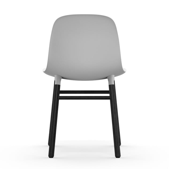 Form stoel zwarte poten, Wit Normann Copenhagen