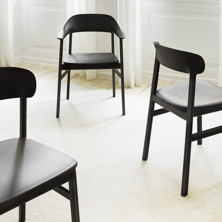Herit stoel armleuning zwart eikenhout, Zwart Normann Copenhagen