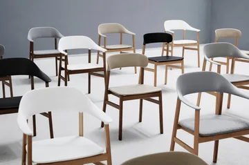 Herit stoel eiken - Dusty green (groen) - Normann Copenhagen