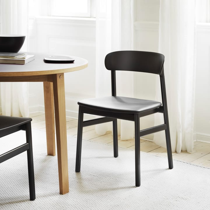 Herit stoel leren bekleding zwart eikenhout, Zwart Normann Copenhagen