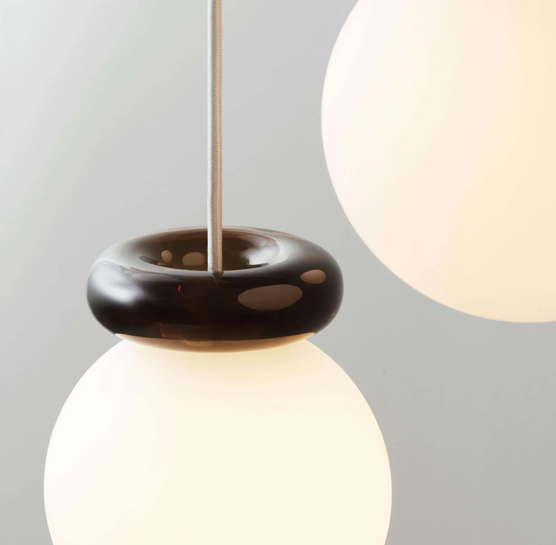 Hinx hanglamp, Donkerbruin, Ø15x18 cm Normann Copenhagen