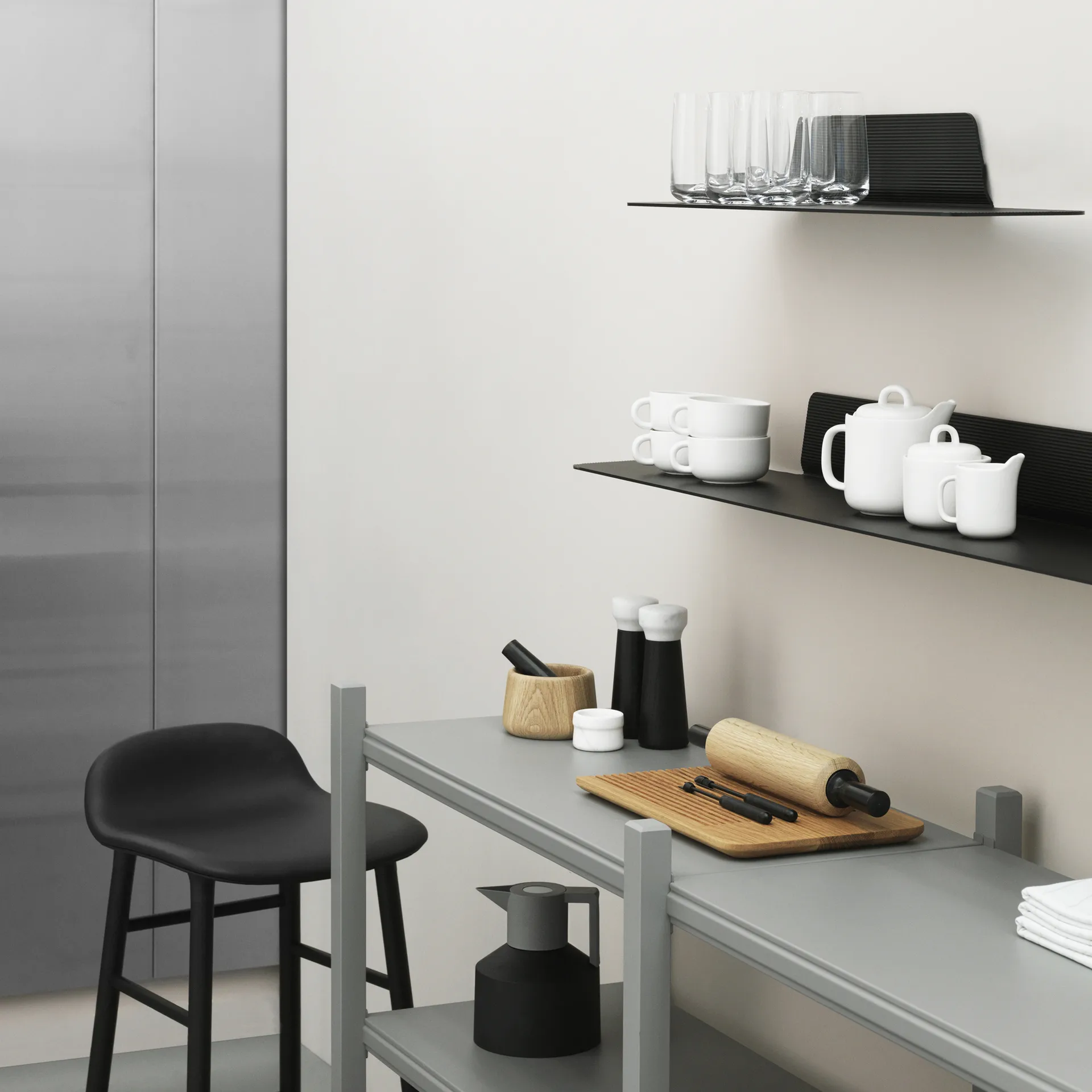 Jet plank, zwart, aluminium, 160 cm Normann Copenhagen