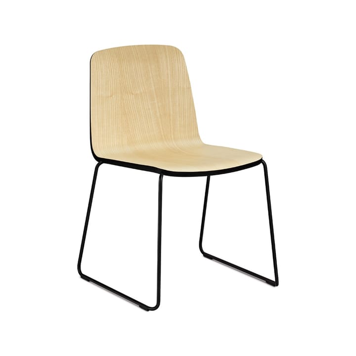 Just stoel, essen, fineer, zwarte rand, zwart metalen onderstel Normann Copenhagen