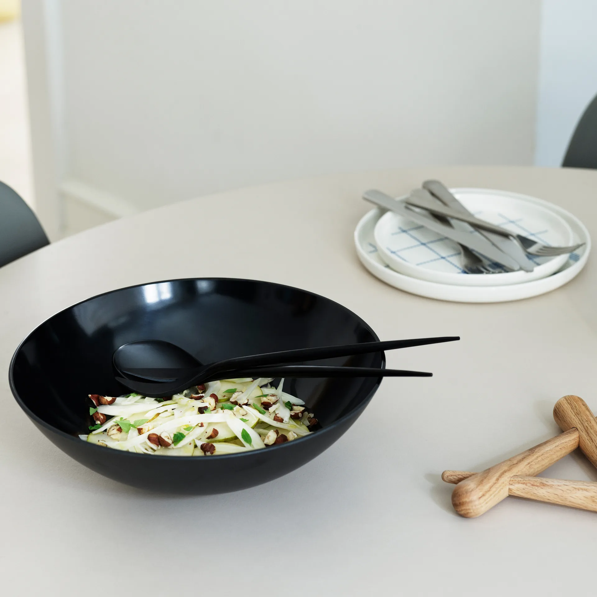 Krenit saladeschaal, zwart Normann Copenhagen